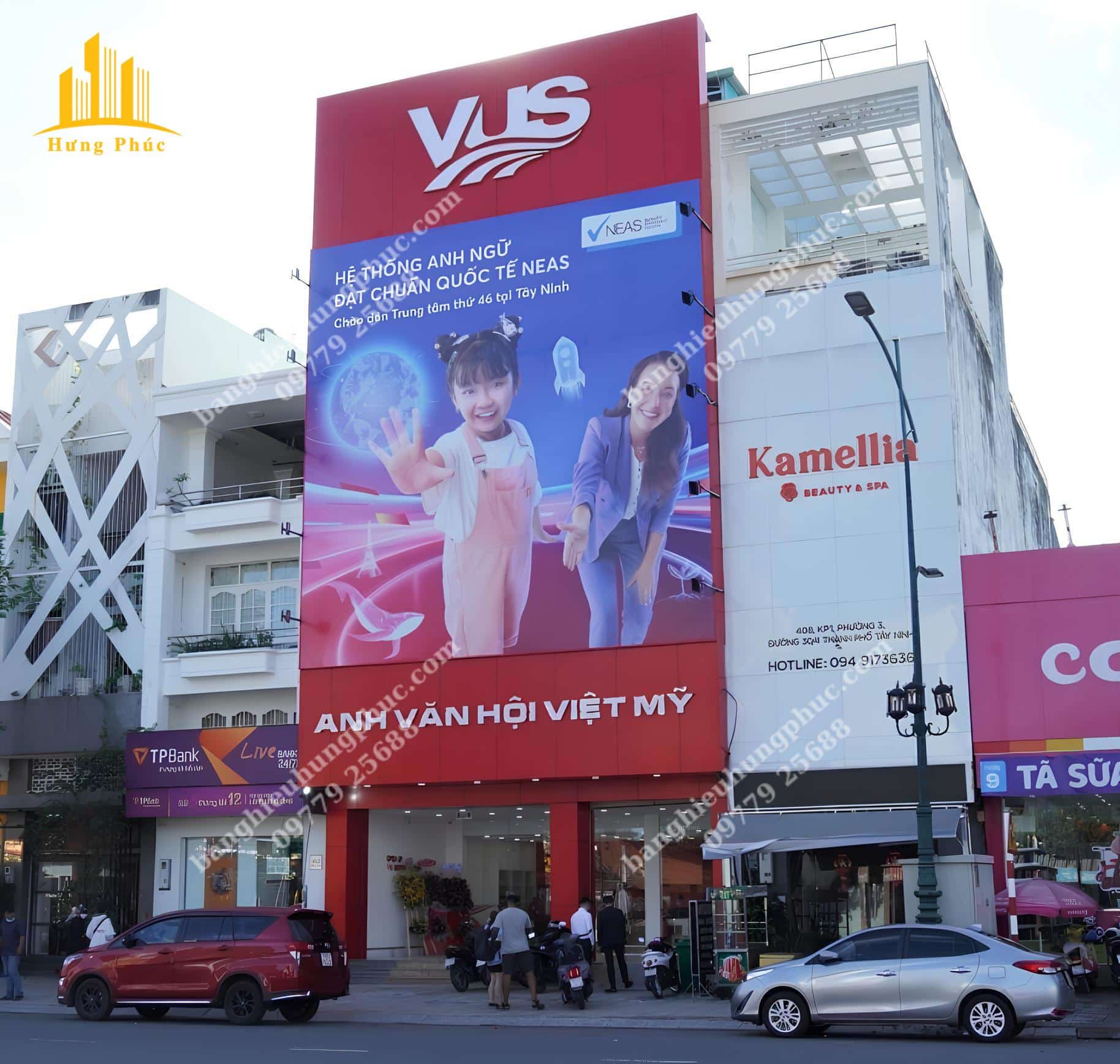Biển quảng cáo trung tâm ngoại ngữ 