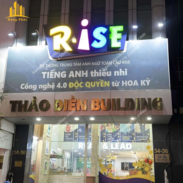 Biển quảng cáo trung tâm ngoại ngữ