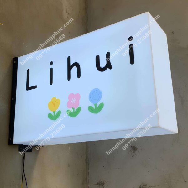 biển quảng cáo treo tường