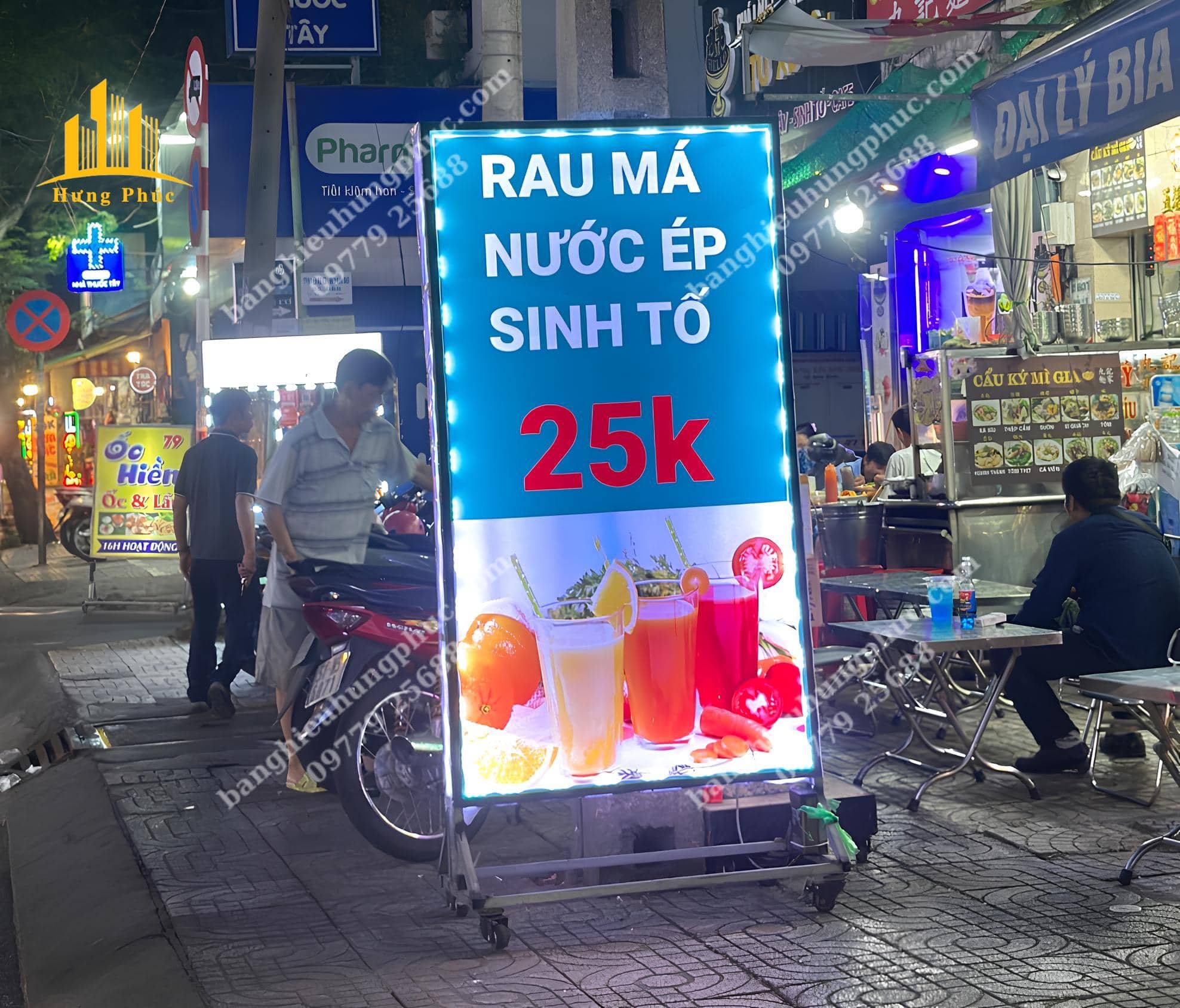 Hộp đèn bạt Hiflex khung sắt Hộp đèn bạt Hiflex khung sắt