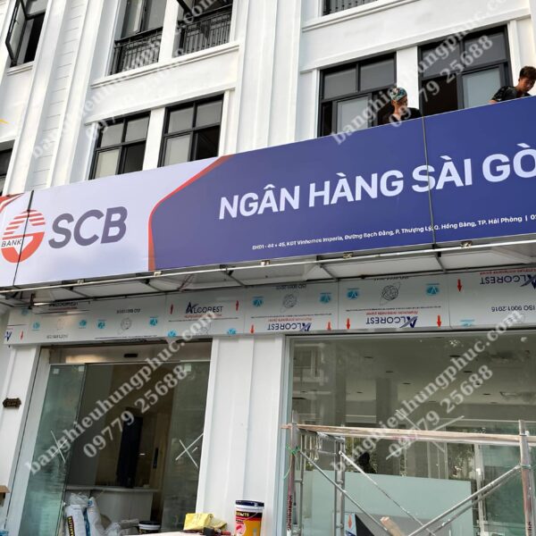 biển đứng quảng cáo