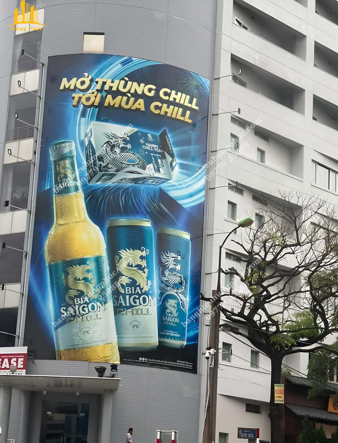 Biển bạt ngoài trời tấm lớn