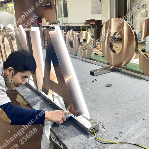 Chữ inox vàng hồng