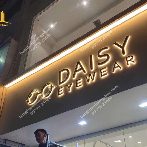 chữ inox sáng chân