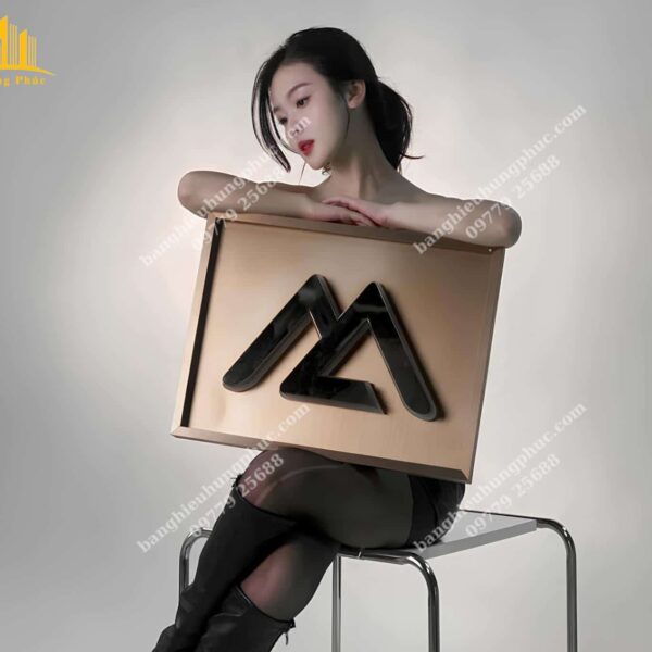 làm chữ nổi inox