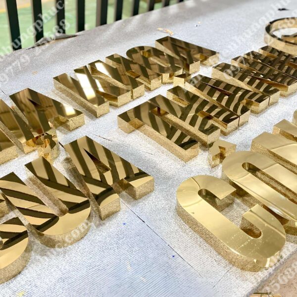 Chữ inox vàng gương