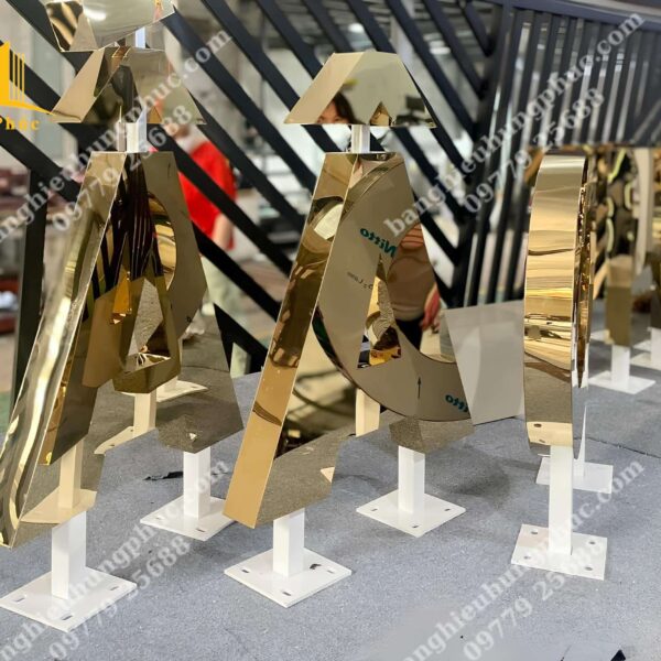 Chữ inox vàng gương