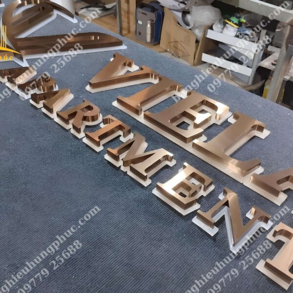 Chữ inox vàng đồng