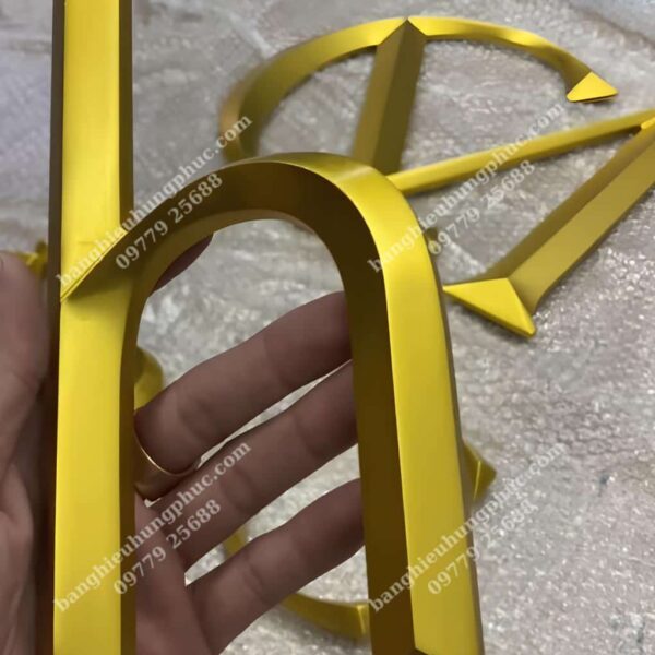 Chữ inox vàng mạ vàng PVD