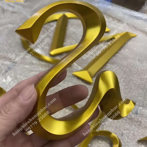 Chữ inox vàng mạ vàng PVD