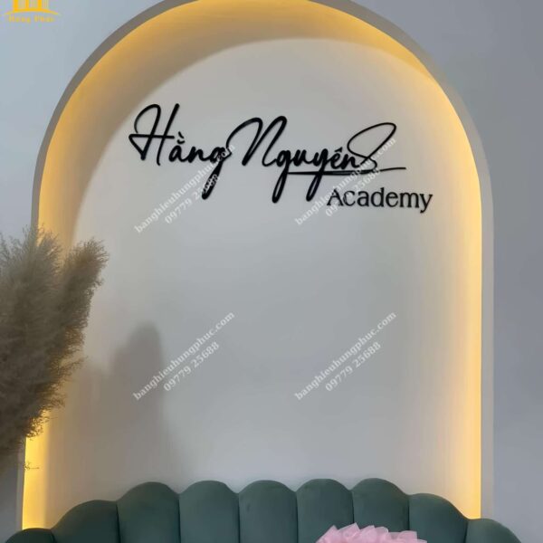 chữ mica dán tường