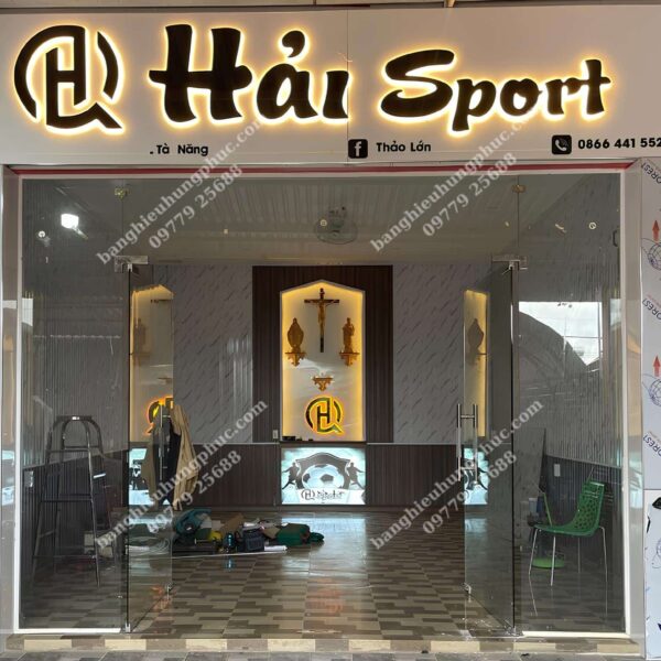 chữ nổi mica dán tường