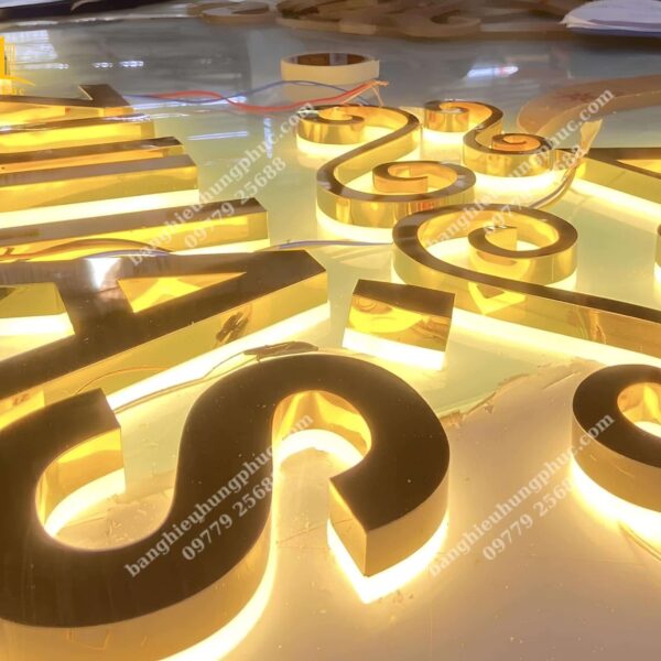làm chữ nổi inox