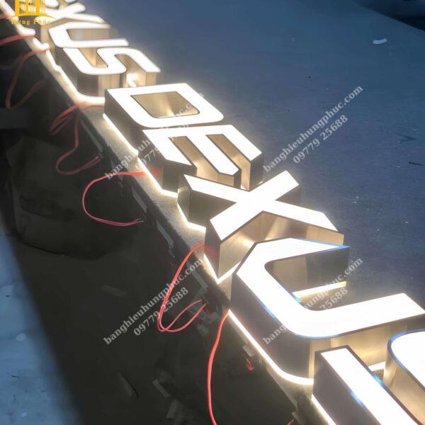 làm chữ nổi inox