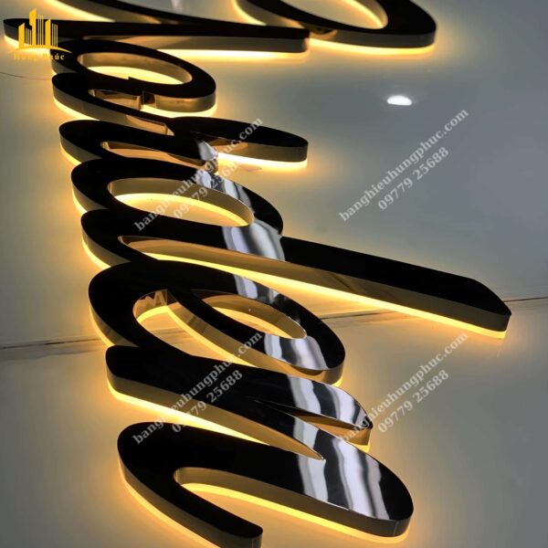 làm chữ nổi inox