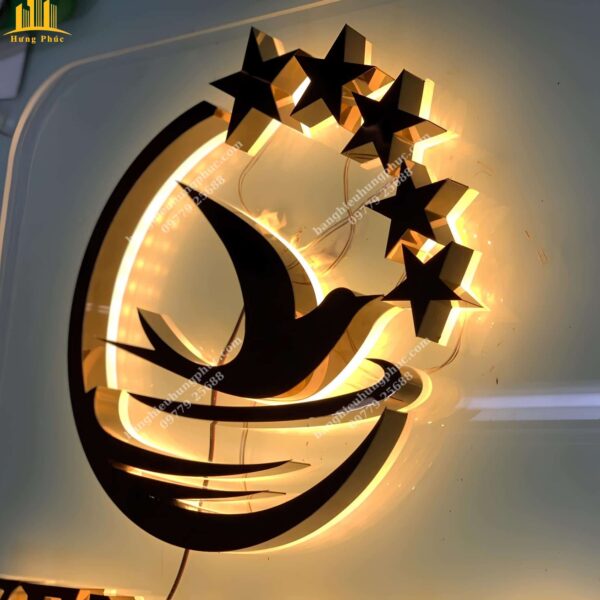 chữ hắt sáng chân