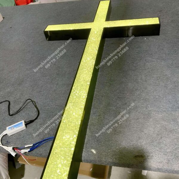 gia công chữ nổi inox