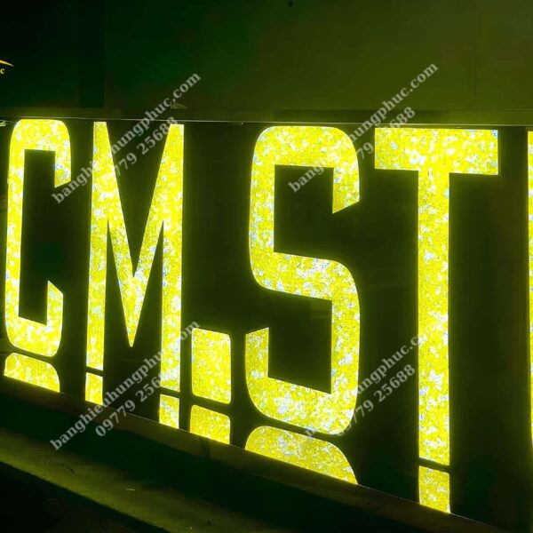 gia công chữ nổi inox