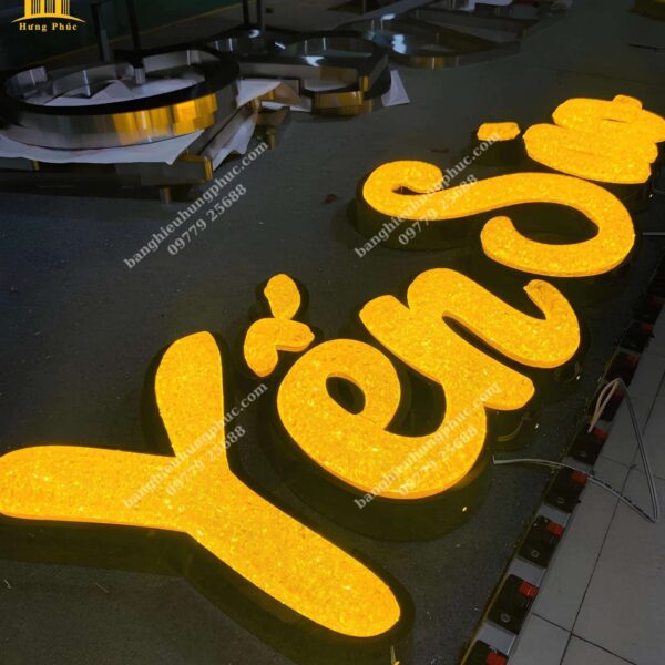 gia công chữ nổi inox