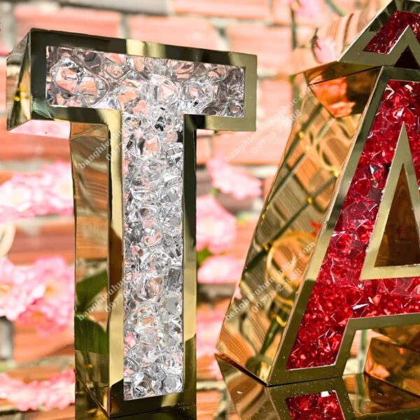 gia công chữ nổi inox vàng