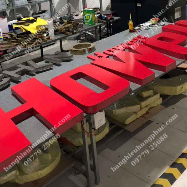 gia công chữ nổi inox