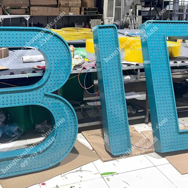 gia công chữ inox