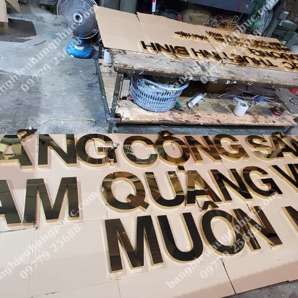 gia công chữ nổi inox vàng