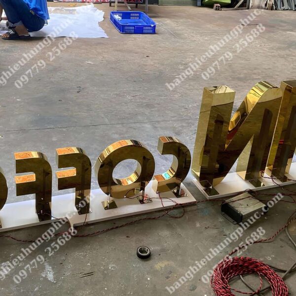 gia công chữ nổi inox vàng
