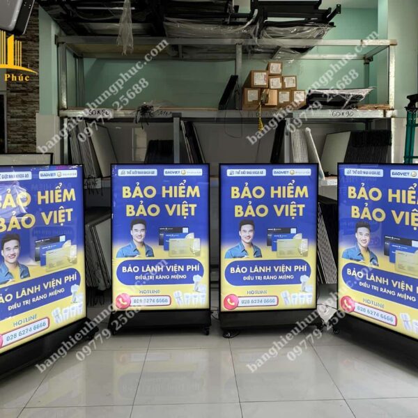 bảng hiệu hộp đèn đứng