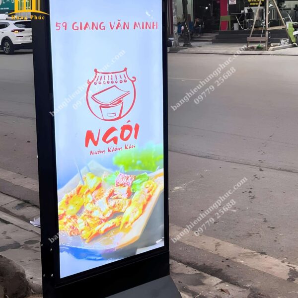 hộp đèn đứng