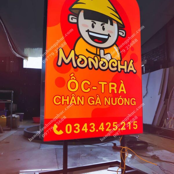 bảng hiệu hộp đèn đứng