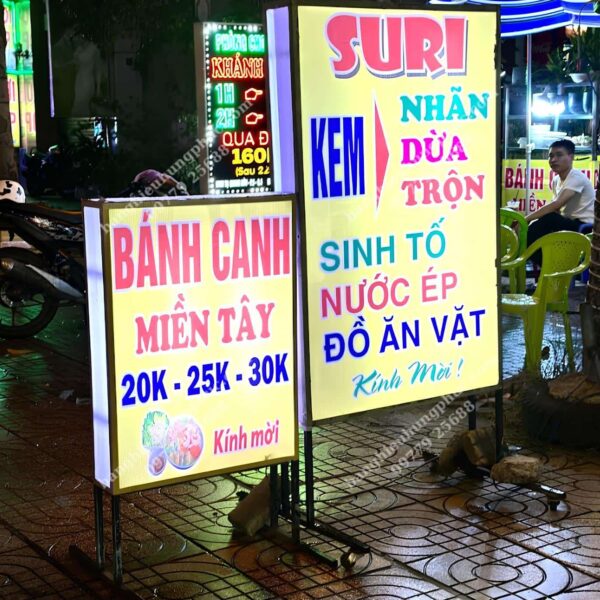 bảng hiệu hộp đèn đứng