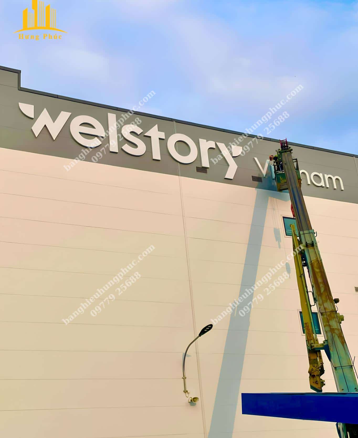 biển quảng cáo alu giá bao nhiều 1m