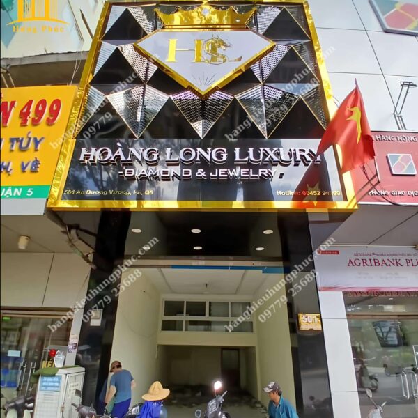 Làm bảng hiệu quận 2