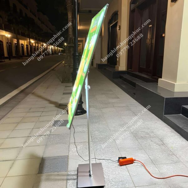 Làm biển hiệu quận 2