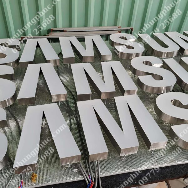 chữ nổi quảng cáo