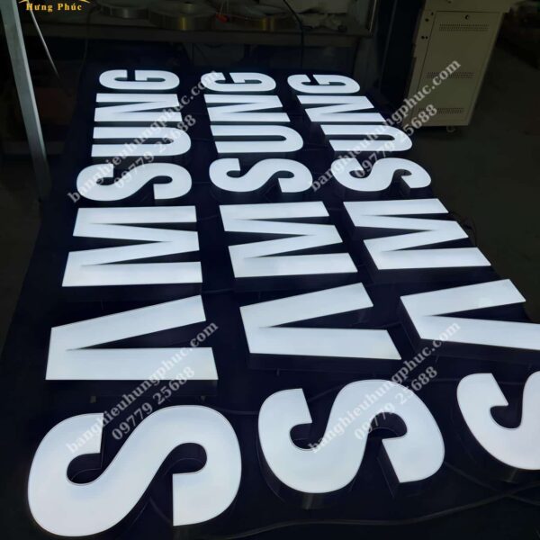 chữ nổi quảng cáo