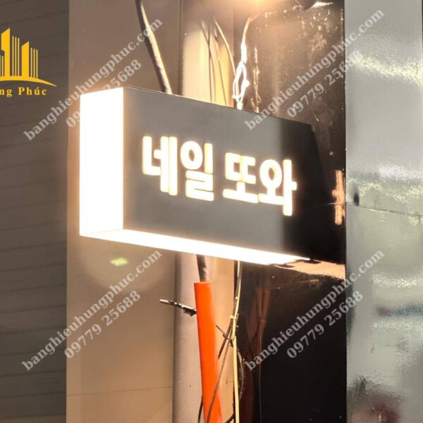 bảng hiệu hộp đèn