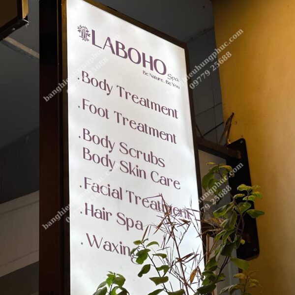 hộp đèn quảng cáo