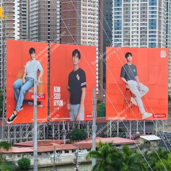 Biển bạt quảng cáo khung sắt