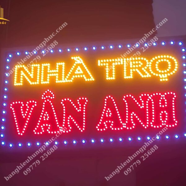 biển vẫy quảng cáo