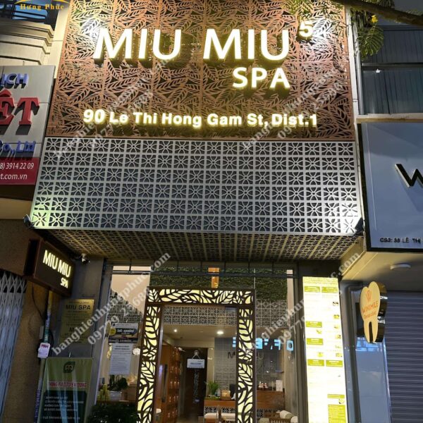 bảng hiệu alu chữ nổi