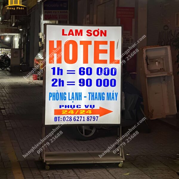 biển vẫy quảng cáo