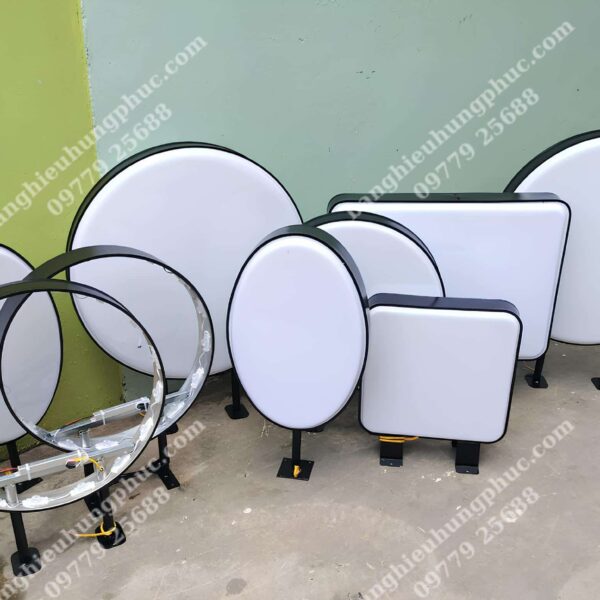 biển vẫy quảng cáo