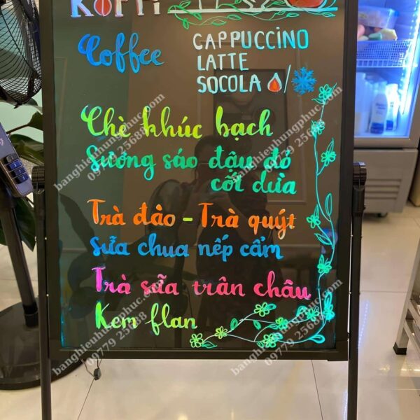 biển vẫy quảng cáo