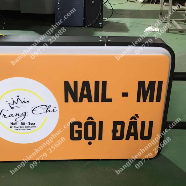 biển vẫy nail mi