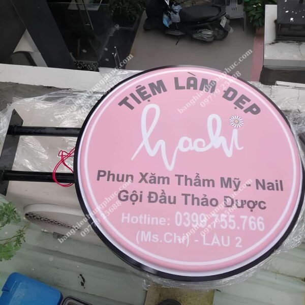 biển vẫy nail mi