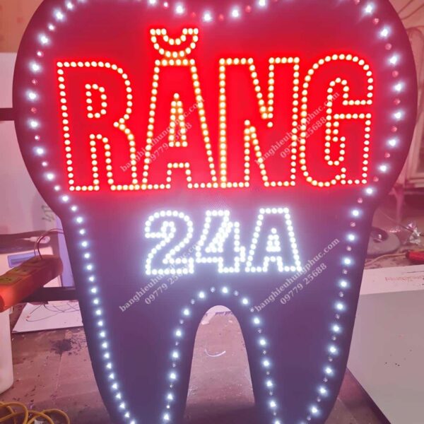 Biển vẫy nha khoa bằng led vẫy