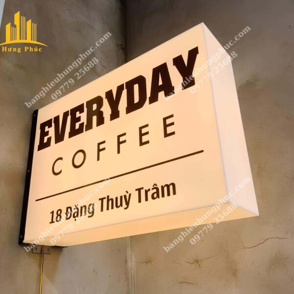 biển vẫy cafe đẹp