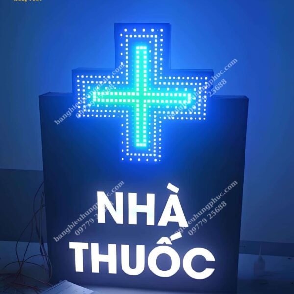 mẫu biển vẫy quầy thuốc